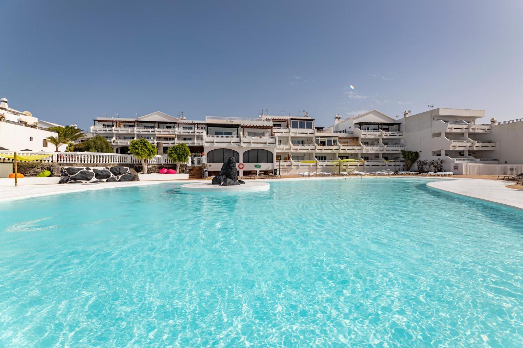 The Colors House Apartment Costa Teguise Exterior photo